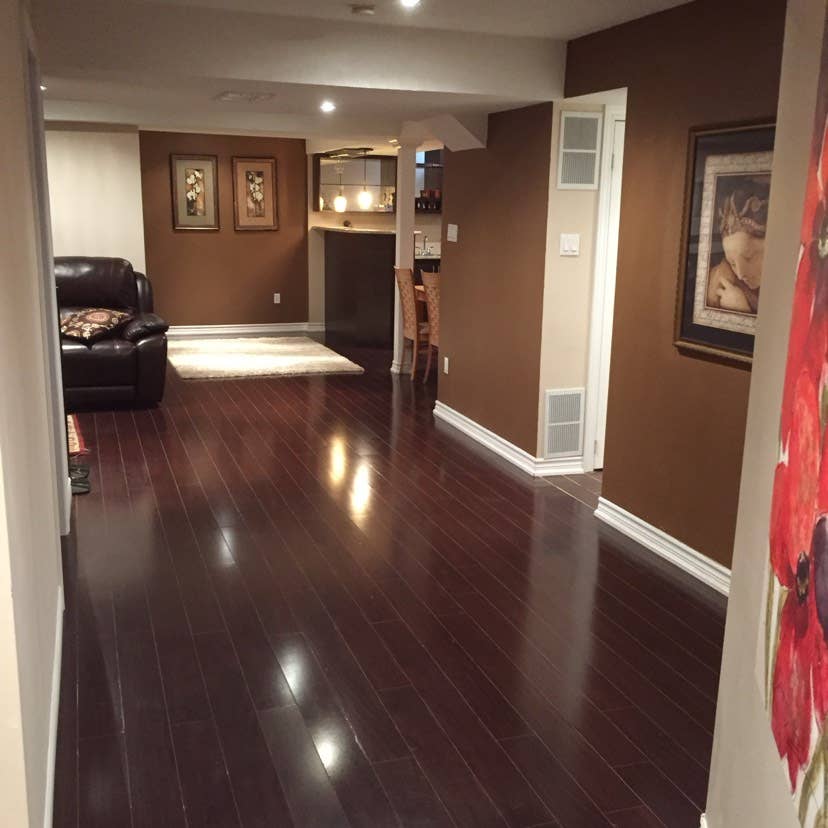 Room for rent central Mississauga !