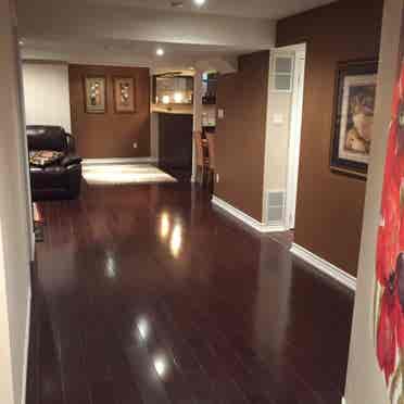 Room for rent central Mississauga !