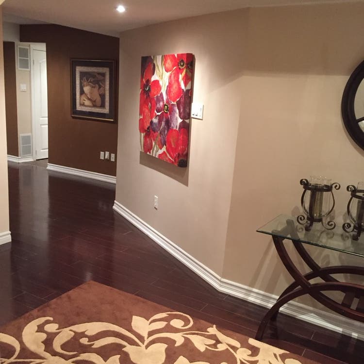 Room for rent central Mississauga !