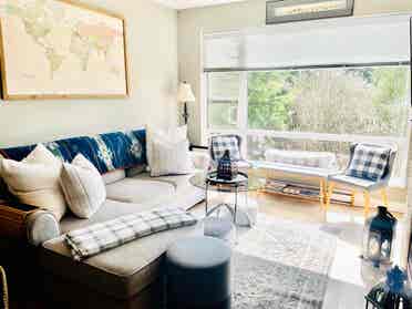 Share stunning 2 bedroom condo!