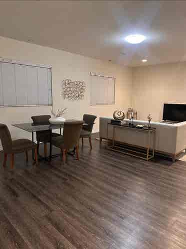 Looking for female roommate