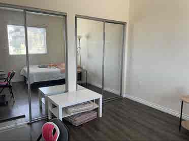 Looking for female roommate