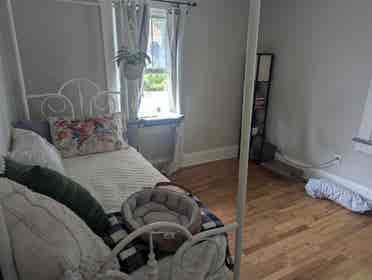 Temp. Private Room - utilities incl