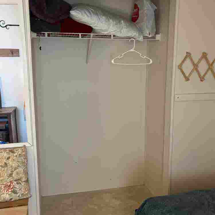 Cozy Warren home, child-friendly