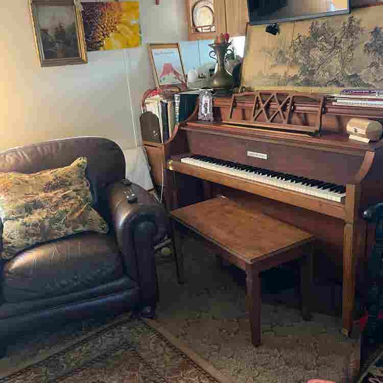 Cozy Warren home, child-friendly
