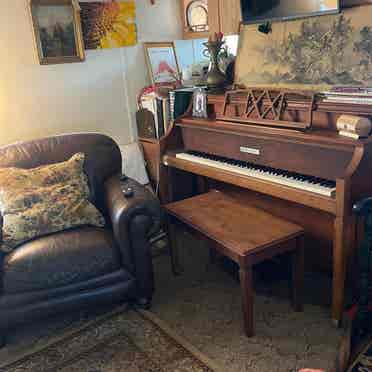 Cozy Warren home, child-friendly