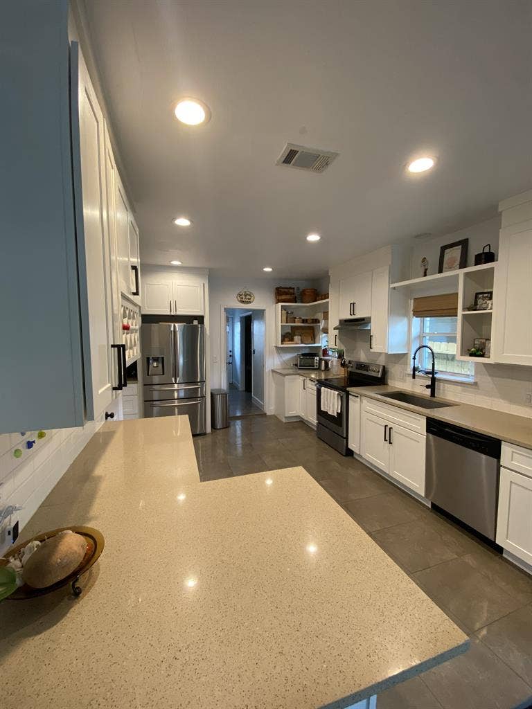 2 Rooms for Rent