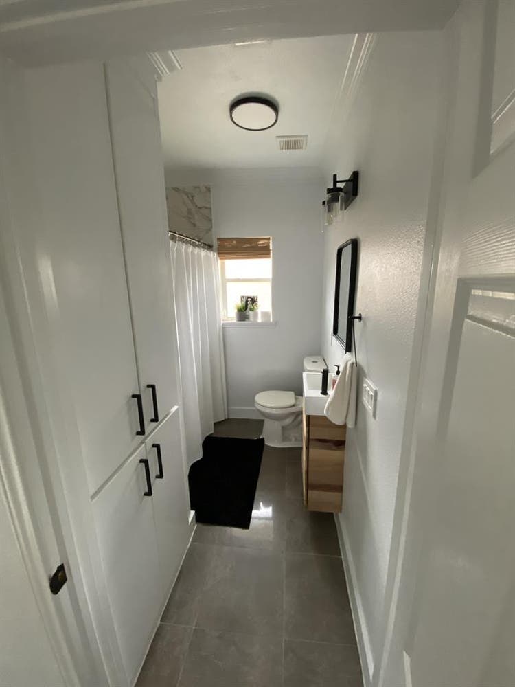 2 Rooms for Rent