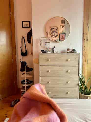 Room available in Crown Heightss