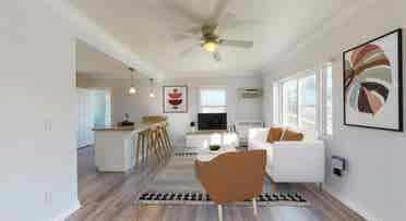 2 BR in Los Angeles