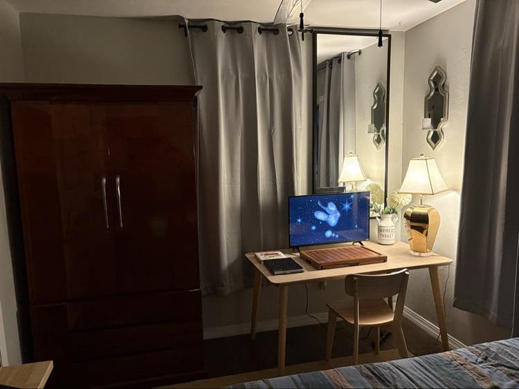 2 Fully Furnished Rooms North Miami