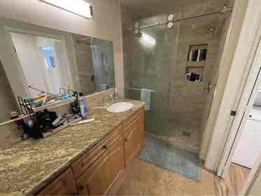 Unfurnished room in Solana Beach