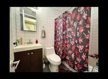 Urgently looking for a sublet