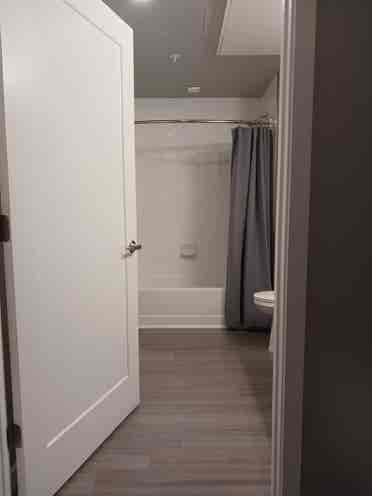 Room for rent ! Available sept 1st