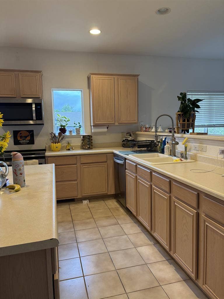 Room for rent in northeast Reno