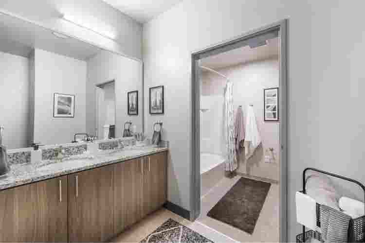 lease at C
ornet Commons