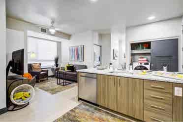 lease at C
ornet Commons