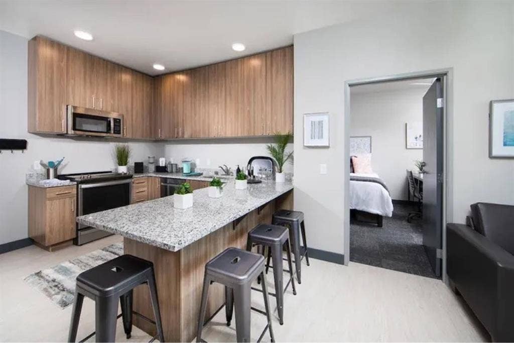 lease at C
ornet Commons