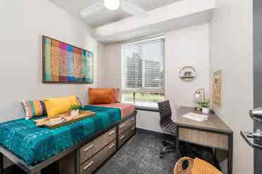 lease at C
ornet Commons