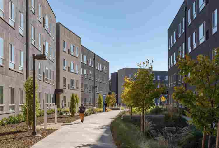 lease at C
ornet Commons