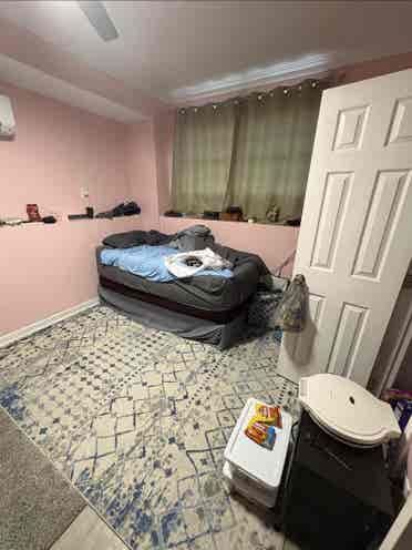 $ Dallas room $