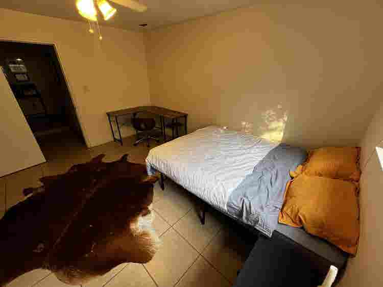 Furnished Master Suite in S Austin~