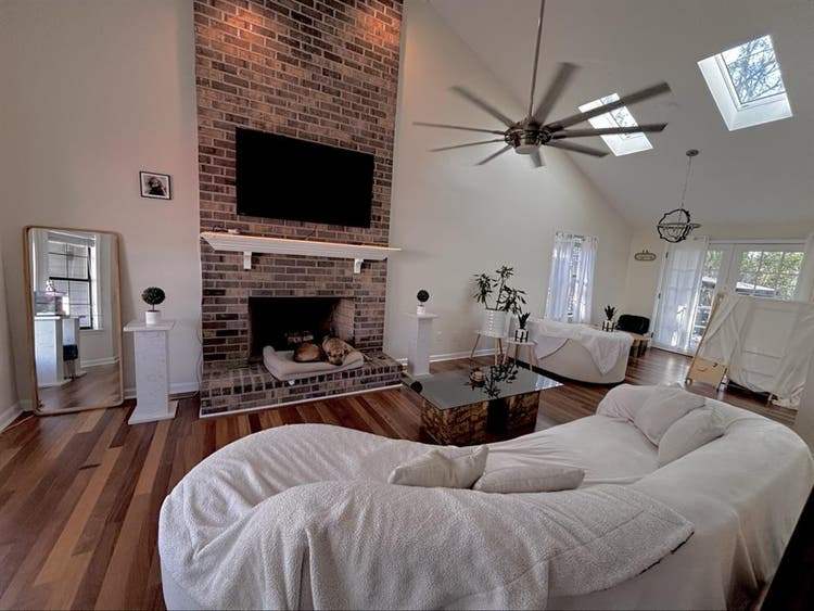 Room in archdale