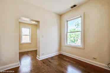 Rooms for rent. Students welcome