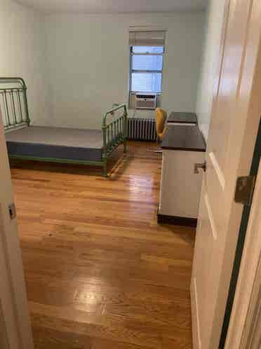 Spacious Furnished Room