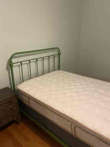 Spacious Furnished Room