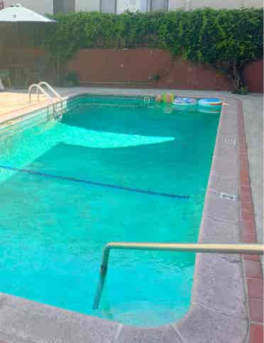 Venice Beach 1BR Apt —Walk to Beach
