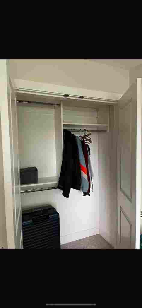 Room for rent in townhouse