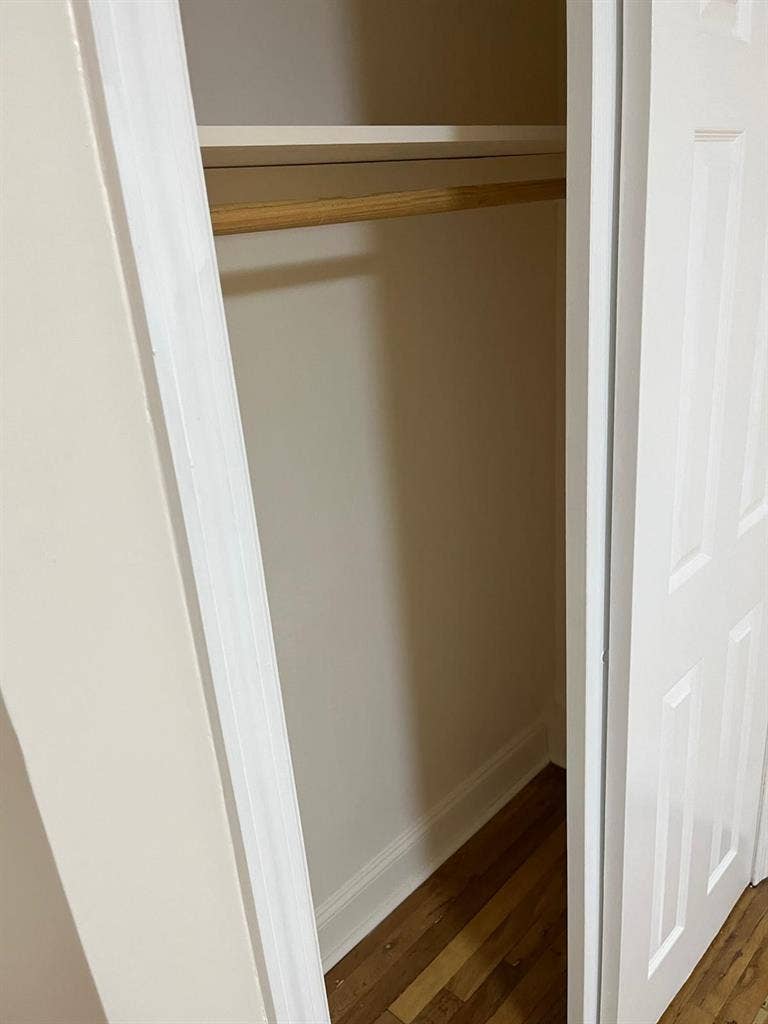 Room for rent, available Aug 1