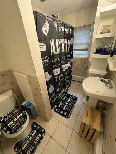 ALL UTILITIES INCLUDED.