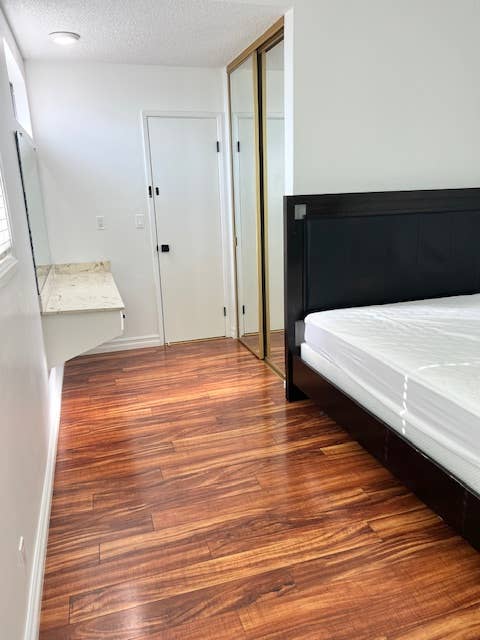 Private Bedroom for Rent