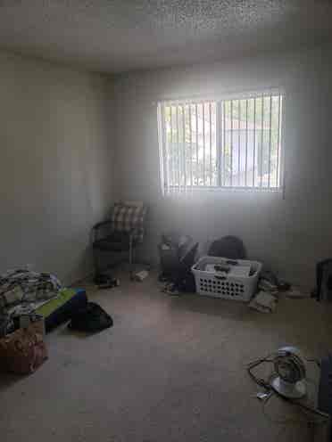 UNFURNISHED ROOM FOR RENT!!