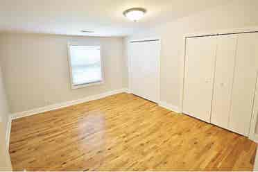 1 room in a Bath unit
