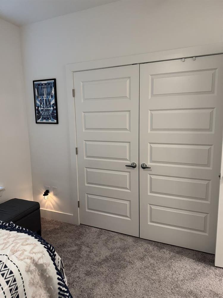 Furnished bedroom for rent