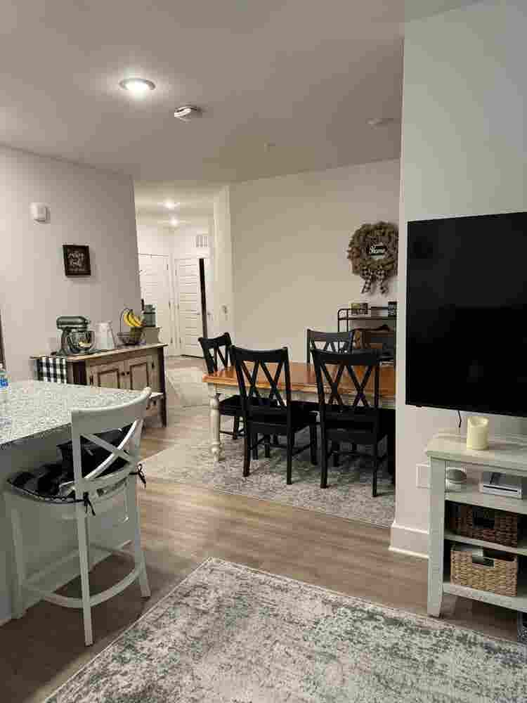 Furnished bedroom for rent