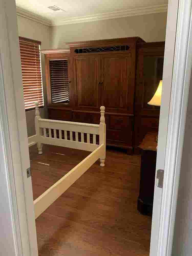 2 Rooms for rent in High Desert