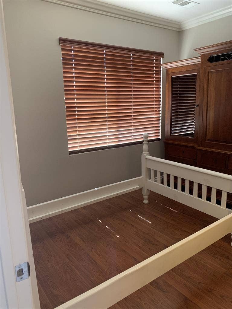 2 Rooms for rent in High Desert