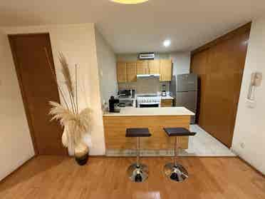 Habitación amueblada Del Valle WTC
