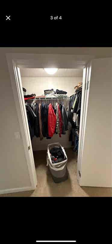 1 bed with private bathroom