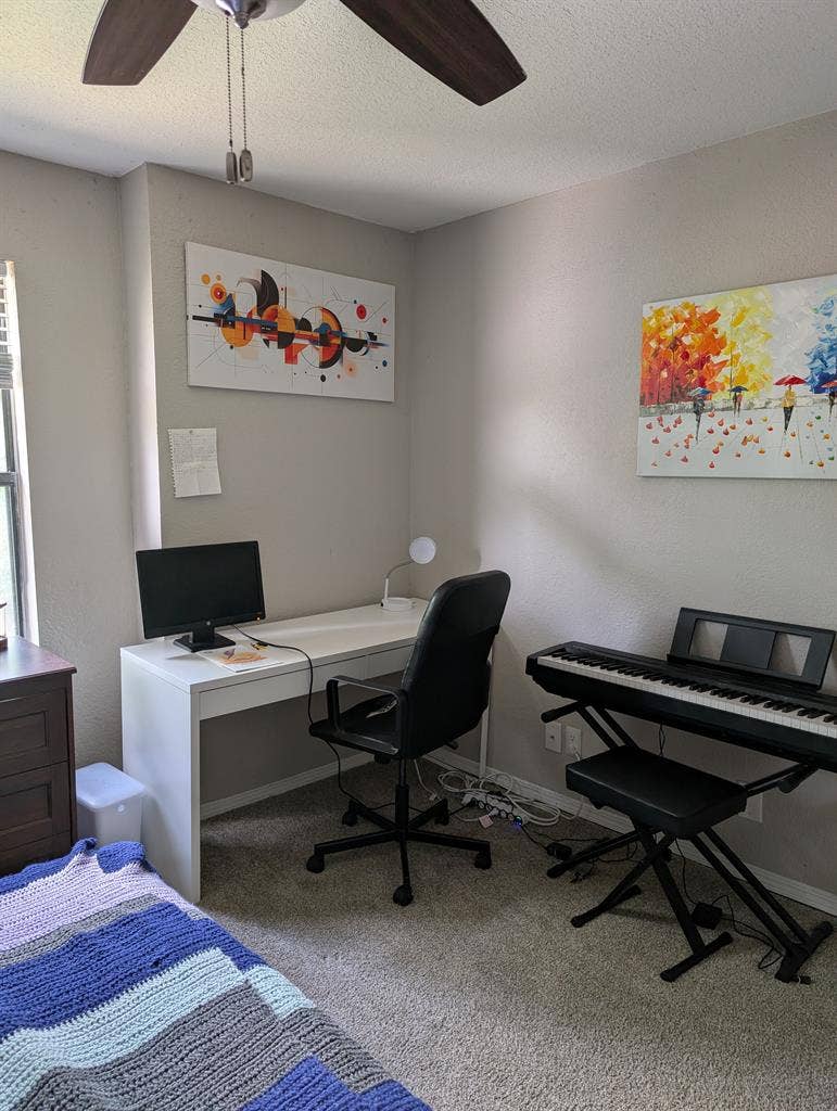 Urgently Seeking to Fill Room