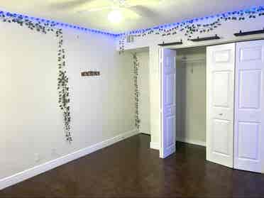 Room for rent!
