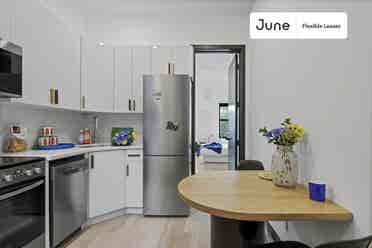 3 BR in New York City