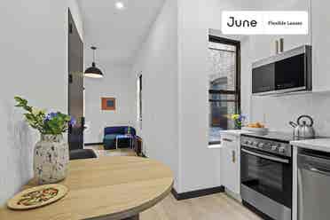 3 BR in New York City