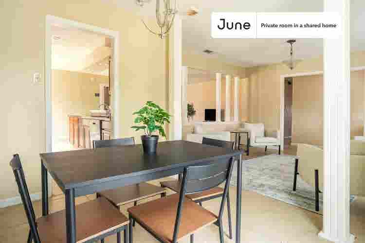 4 BR in Austin