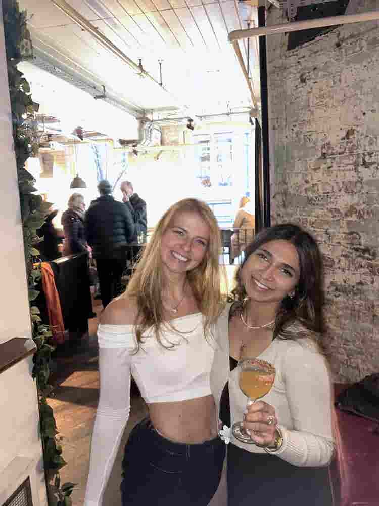 Female flatmate wanted!