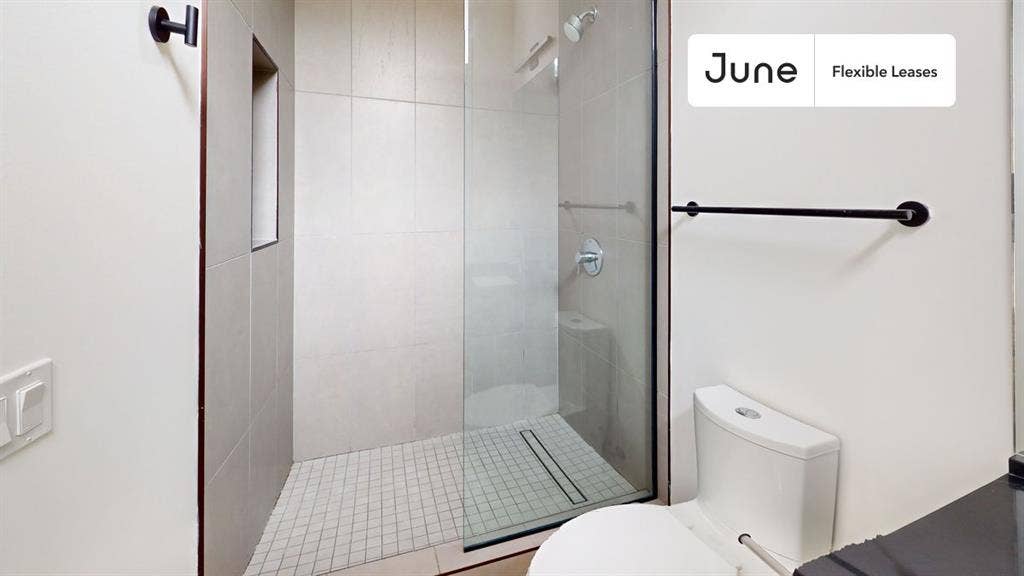 4 BR in Chicago